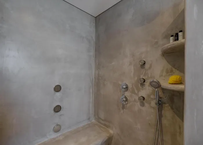 Irianna Of Naxos * Agia Anna (Naxos)