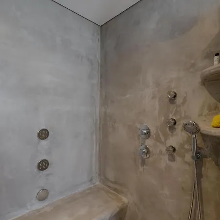 Irianna Of Naxos * Agia Anna (Naxos)