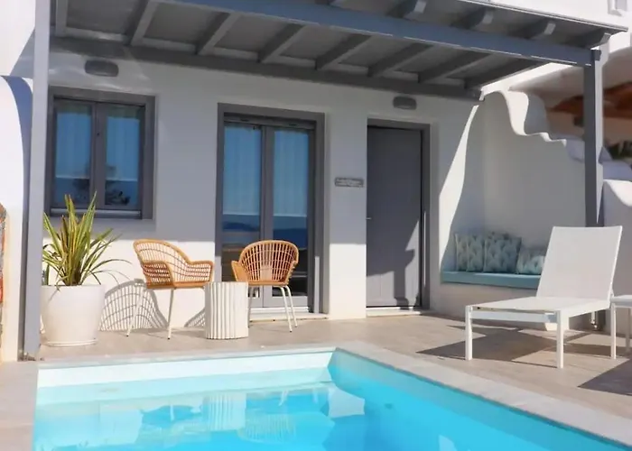 Irianna Of Naxos * Αγία Άννα